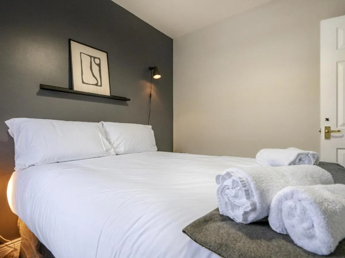 Pass The Keys Cosy 2Br Home Ormeau Road Lots Of Amenities Belfast 0*,  United Kingdom