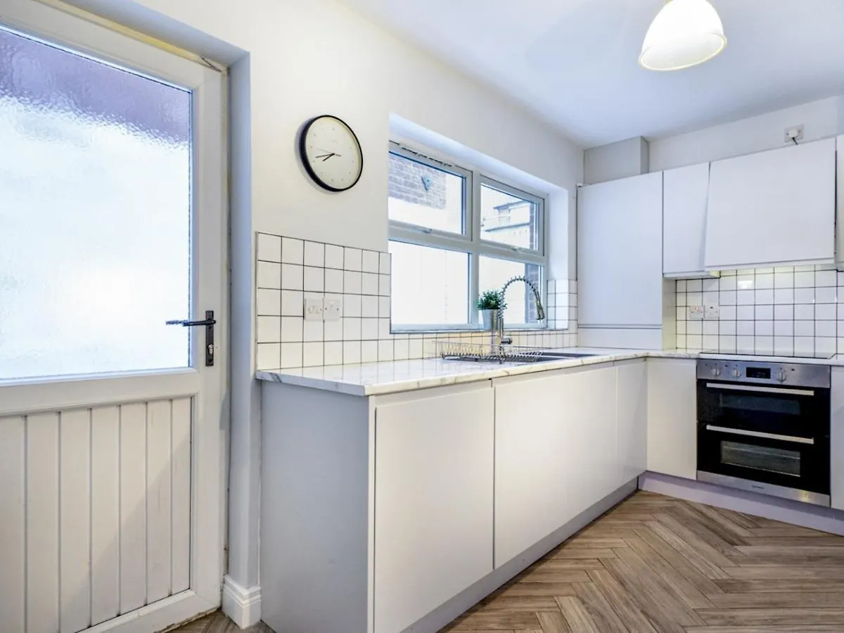 Pass The Keys Cosy 2Br Home Ormeau Road Lots Of Amenities Belfast